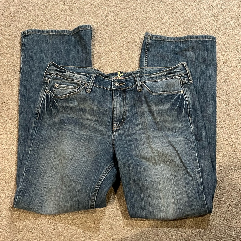 J6 Premium Jeans